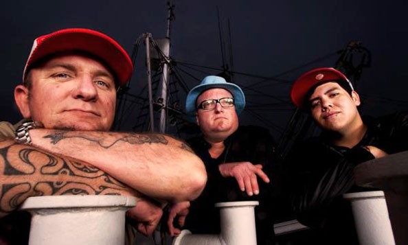 sublime-with-rome-band SUBLIME,dieSka Punk BandausdemsonnigenKalifornienistzurückmitneuemSänger,neuerTourundeinemneuenAlbum.