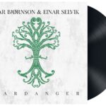 Ivar Björnson & Einar Selvik - Hardanger von Ivar Björnson & Einar Selvik - "12"-EP" (Standard) Bildquelle: EMP.de / Ivar Björnson & Einar Selvik