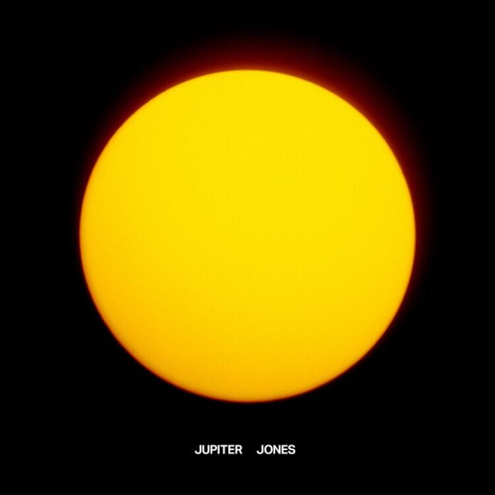 Jupiter Jones - Die Sonne ist ein Zwergstern von Jupiter Jones - CD (Digipak) Bildquelle: EMP.de / Jupiter Jones