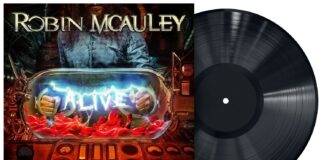 Robin McAuley - Alive von Robin McAuley - LP (Gatefold) Bildquelle: EMP.de / Robin McAuley