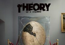 Theory Of A Deadman - Dinosaur von Theory Of A Deadman - CD (Jewelcase) Bildquelle: EMP.de / Theory Of A Deadman