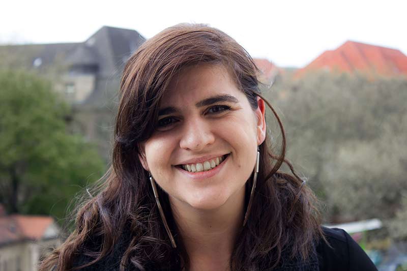 Giulia Silberberger von der Plattform "Der Goldene Aluhut"